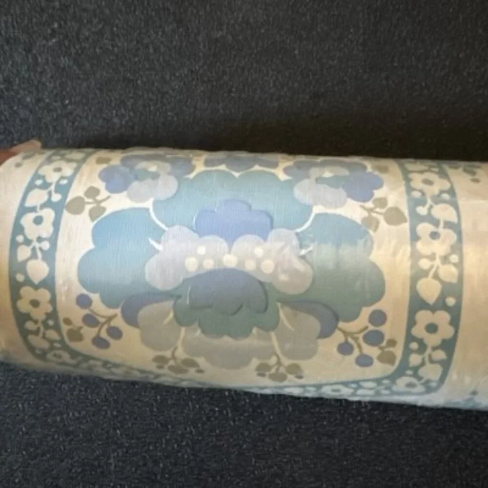 Vymura Wallpaper NEW VINTAGE Lorraine Blue Prepasted Wall Vinyl 72 SF